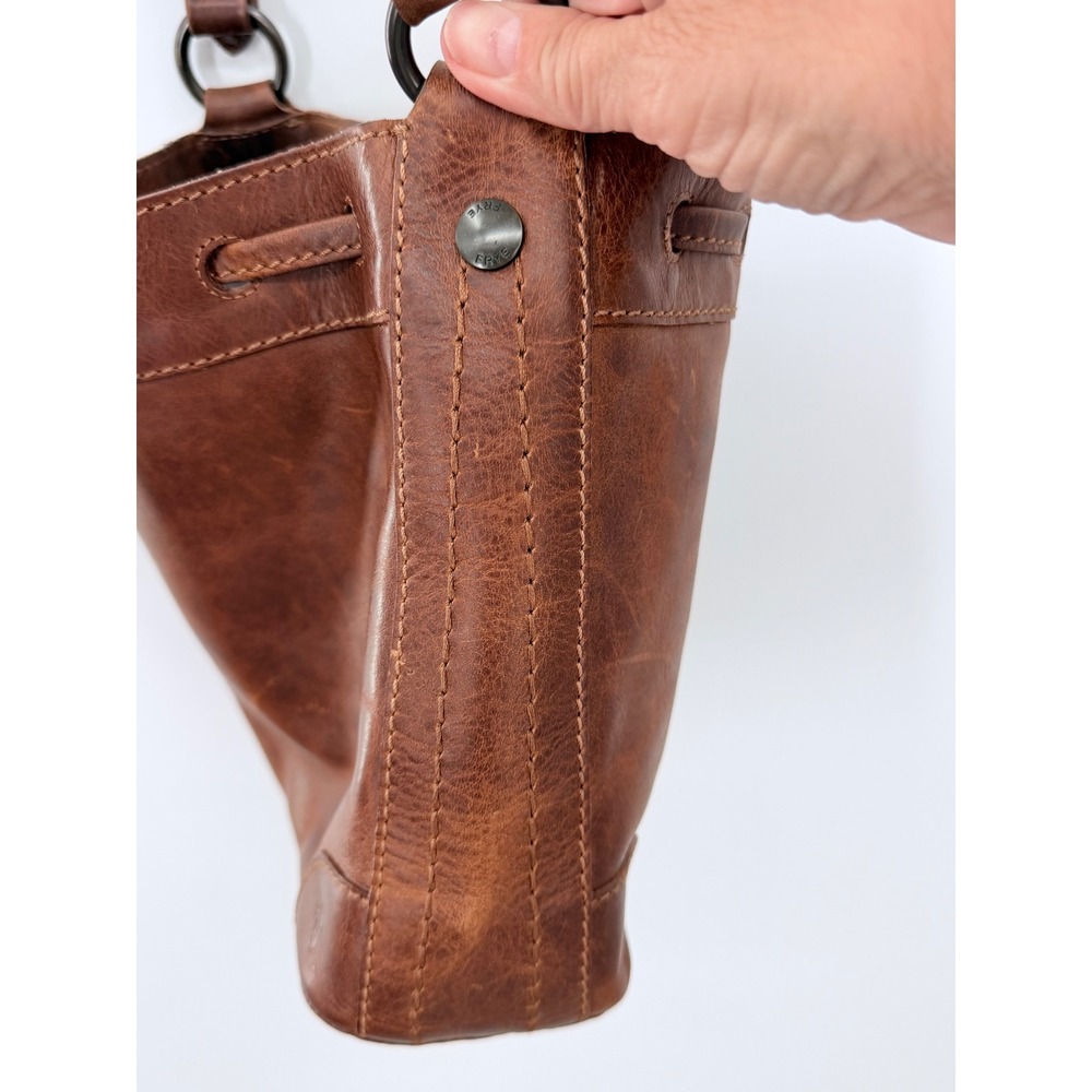 Frye Melissa Drawstring Bucket Bag Womens Cognac Brown Leather Crossbody NWT - Picture 3 of 11